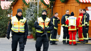 Γερμανία: Συναγερμός λόγω ύποπτου πακέτου στη Χριστουγεννιάτικη αγορά της Φρανκφούρτης