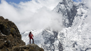 Απαγορεύονται οι μοναχικοί ορειβάτες στο Έβερεστ