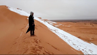 Χιόνισε στην «Πύλη της Σαχάρας» (pics)