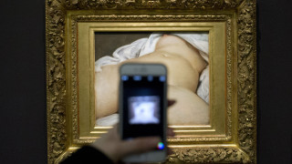 Τέχνη ή πορνογραφία; Το Facebook στο εδώλιο της Γαλλίας για λογοκρισία του Κουρμπέ