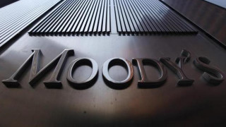 Moody's: Διπλή αναβάθμιση της Ελλάδας σε «B3» από «Caa2»