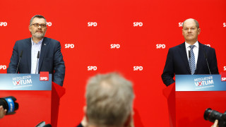 Γερμανία: Πώς κρίνουν τα πολιτικά κόμματα το «ναι» του SPD