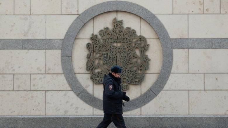 Υπόθεση Σκριπάλ: Η Ρωσία κλείνει το βρετανικό προξενείο και απελαύνει 23 διπλωμάτες