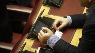 Με επιτυχία εγκαινιάστηκε το νέο σύστημα ηλεκτρονικής ψηφοφορίας στη Βουλή