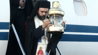 Μεταφορά του Αγίου Φωτός σε 17 προορισμούς στην Ελλάδα από την Aegean και την Olympic Air