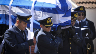 «Οι ήρωες πολεμούν σαν Έλληνες»: Το «αντίο» του ΥΠΕΘΑ στον Γιώργο Μπαλταδώρο