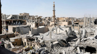 Συρία: Δεκάδες πτώματα βρέθηκαν σε ομαδικό τάφο στη Ράκα