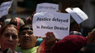 Ινδία: Δεκάδες συλλήψεις για υποθέσεις βιασμών ανήλικων κοριτσιών