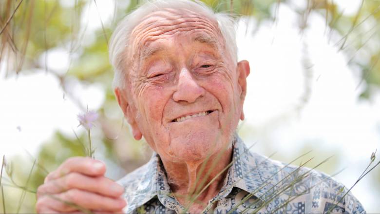 Το τελευταίο αντίο: πέθανε με ευθανασία ο γηραιότερος Αυστραλός επιστήμονας Ντέιβιντ Γκούντολ