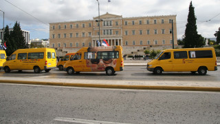 «Γερασμένα» τα σχολικά και τουριστικά λεωφορεία που κινούνται στην Αθήνα