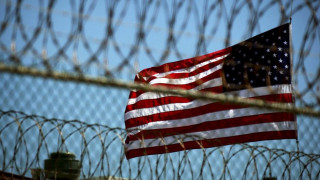 Έκθεση αποκαλύπτει: Με την ανοχή Βρετανίας, οι ΗΠΑ βασάνιζαν κρατουμένους μετά την 11η Σεπτεμβρίου