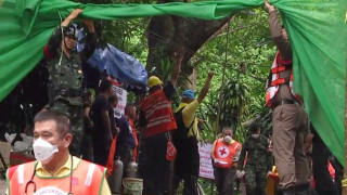 Ταϊλάνδη σπήλαιο: Ολοκληρώθηκε το «θαύμα» της διάσωσης-Σώοι οι 13 εγκλωβισμένοι