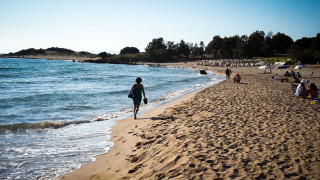 Αυτές είναι οι πιο επικίνδυνες παραλίες στην Αττική (λίστα)