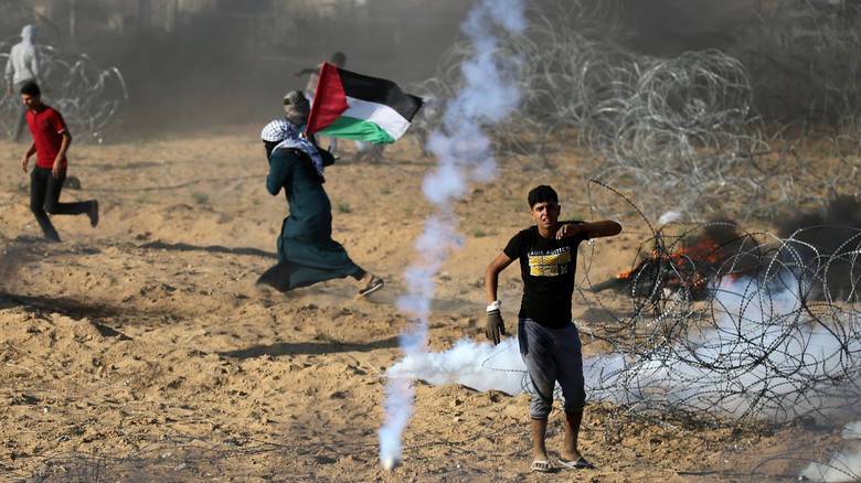 Ισραήλ: Αναστέλλονται οι παραδόσεις καυσίμων στη Γάζα ως αντίποινα στους εμπρηστικούς χαρταετούς