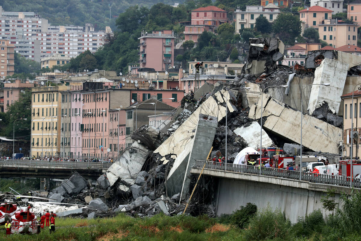 2018 08 14T133043Z 917017926 RC1E36F6A460 RTRMADP 3 ITALY MOTORWAY COLLAPSE