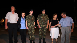 Μετά από αίτημα του εισαγγελέα η αποφυλάκιση των Ελλήνων στρατιωτικών, λένε οι δικηγόροι τους