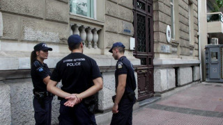 Παρέμβαση Ρουβίκωνα στην πρεσβεία της Αυστρίας