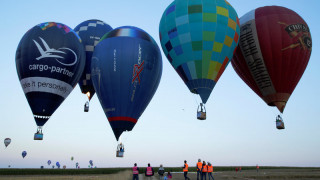 Γιατί ο ουρανός της Αυστρίας γέμισε αερόστατα