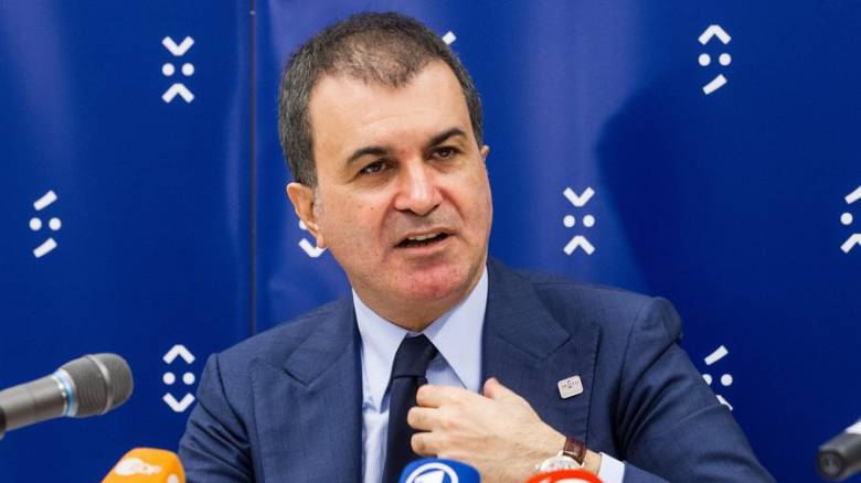 Ομέρ Τσελίκ: «Σκανδαλώδης η απόφαση» για άσυλο στον Τούρκο αξιωματικό