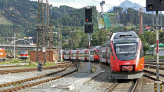 Αυστρία: Πήρε το τρένο μαζί με το... άλογό του