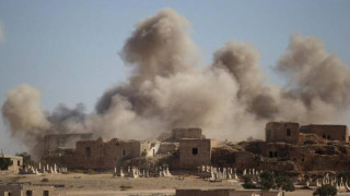 Συρία: Πυραυλική επίθεση σε αποθήκη πυρομαχικών λίγο πριν την εξαφάνιση του ρωσικού αεροσκάφους
