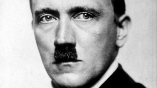 Απόγονος του Χίτλερ «σπάει» τη σιωπή του