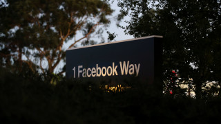 Πλήρη έλεγχο στο Facebook ζητά το Ευρωκοινοβούλιο