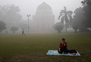 Τοξικό νέφος έχει σκεπάσει το Νέο Δελχί
