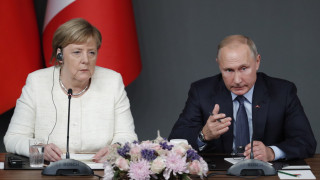 Αίτημα Πούτιν στη Μέρκελ να πιέσει το Κίεβο να μην πάρει «απερίσκεπτες αποφάσεις»