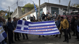 Ένταση στο μνημόσυνο του Κατσίφα στην Κρήτη: Τραυματίστηκε αστυνομικός