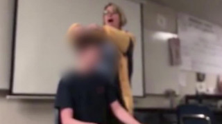 «Νόμος 4000» σε γυμνάσιο των ΗΠΑ: Καθηγήτρια κούρεψε μαθητή της κι απολύθηκε