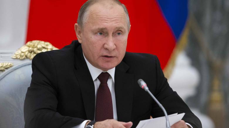 Ο Πούτιν «τα έβαλε» με τη ραπ – Ψάχνει τρόπους να γίνει κρατικά ελεγχόμενη