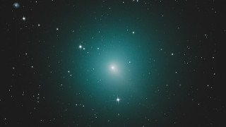 Χριστουγεννιάτικος κομήτης: Υπέροχες φωτογραφίες από το πιο λαμπερό ουράνιο σώμα του 2018