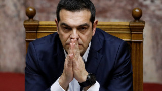 Bloomberg: Η Αριστερά σε Ελλάδα και Ευρώπη θα θυμάται τον Αλέξη Τσίπρα ως προδότη