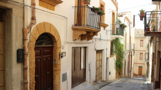 Σπίτι στη Σικελία φτηνότερο από έναν… εσπρέσο!
