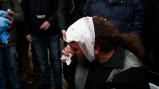 Επεισόδια στο συλλαλητήριο για τη Μακεδονία: Δολοφονική επίθεση σε φωτορεπόρτερ