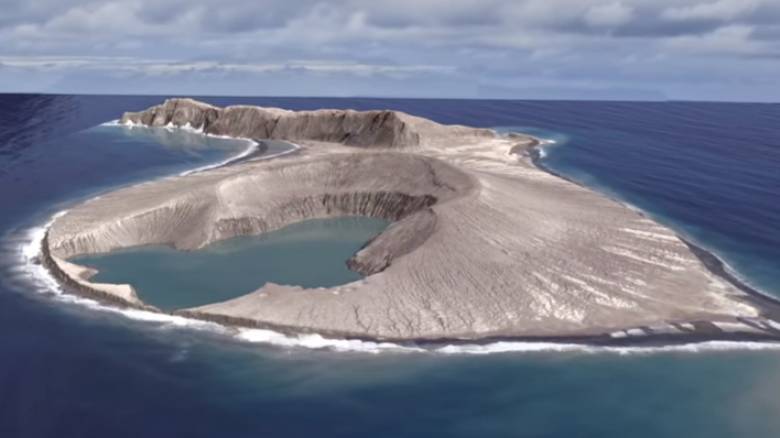 Η NASA εξερευνά νησί «μυστήριο» στον Ειρηνικό Ωκεανό