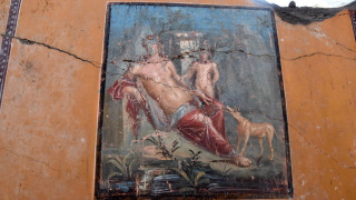 Σπουδαία ανακάλυψη στην Πομπηία: Η ομορφιά του Νάρκισσου άντεξε στο χρόνο