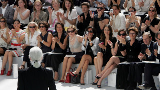 Καρλ Λάγκερφελντ: Ο «Κάιζερ» της παγκόσμιας μόδας λάτρευε να προκαλεί