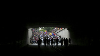 Τρία σενάρια για τη Βενεζουέλα: Ο Μαδούρο, ο Γκουαϊδό κι ο ρόλος του στρατού