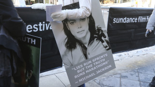 Οι οπαδοί του Μάικλ Τζάκσον «αντεπιτίθενται»: Καμπάνια στα λεωφορεία του Λονδίνου