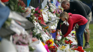 Observer: Η Δύση έχει υποτιμήσει τον κίνδυνο της ακροδεξιάς τρομοκρατίας