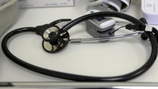«Μπαράζ» δικαστικών αποφάσεων για αναδρομικά σε γιατρούς του ΕΣΥ