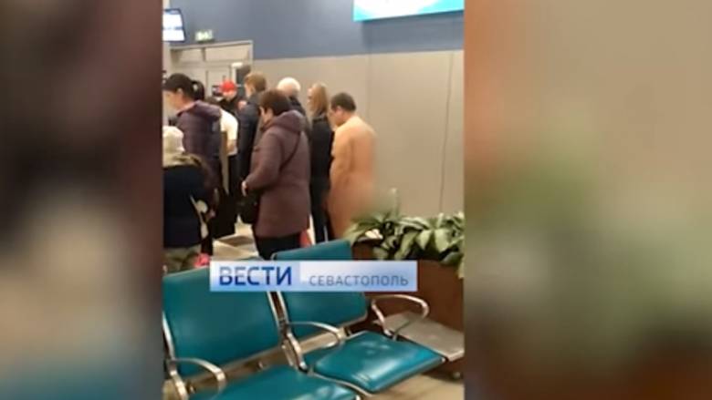 Πανικός στο αεροδρόμιο της Μόσχας: Γυμνός άντρας ήθελε να επιβιβαστεί σε πτήση