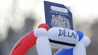 Brexit: Το Λονδίνο άρχισε να εκδίδει διαβατήρια χωρίς την ένδειξη «Ευρωπαϊκή Ένωση»