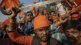 Στην Ινδία, τις εκλογές θα κρίνουν οι αγελάδες – Η άνοδος ενός νέου θρησκευτικού υπερεθνικισμού