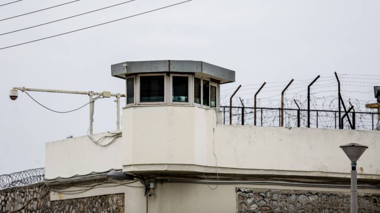 «Μαφία φυλακών»: Ένταλμα σύλληψης και για τον Θεόδωρο Παναγόπουλο