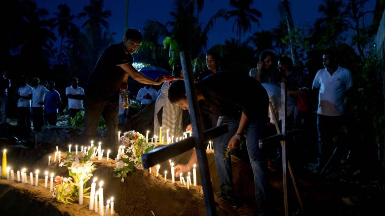 Σρι Λάνκα: Oι επιθέσεις ενδέχεται να ήταν «εκδίκηση για το Κράιστσερτς»