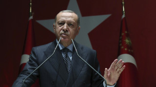 Τουρκία: Ο Ερντογάν αντλεί 40 δισ. λίρες από τα τραπεζικά αποθέματα λόγω ελλείμματος