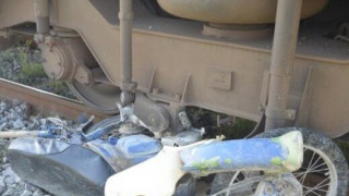Τραγωδία στην Ημαθία: Νεκρός οδηγός μηχανής που παρασύρθηκε από τρένο